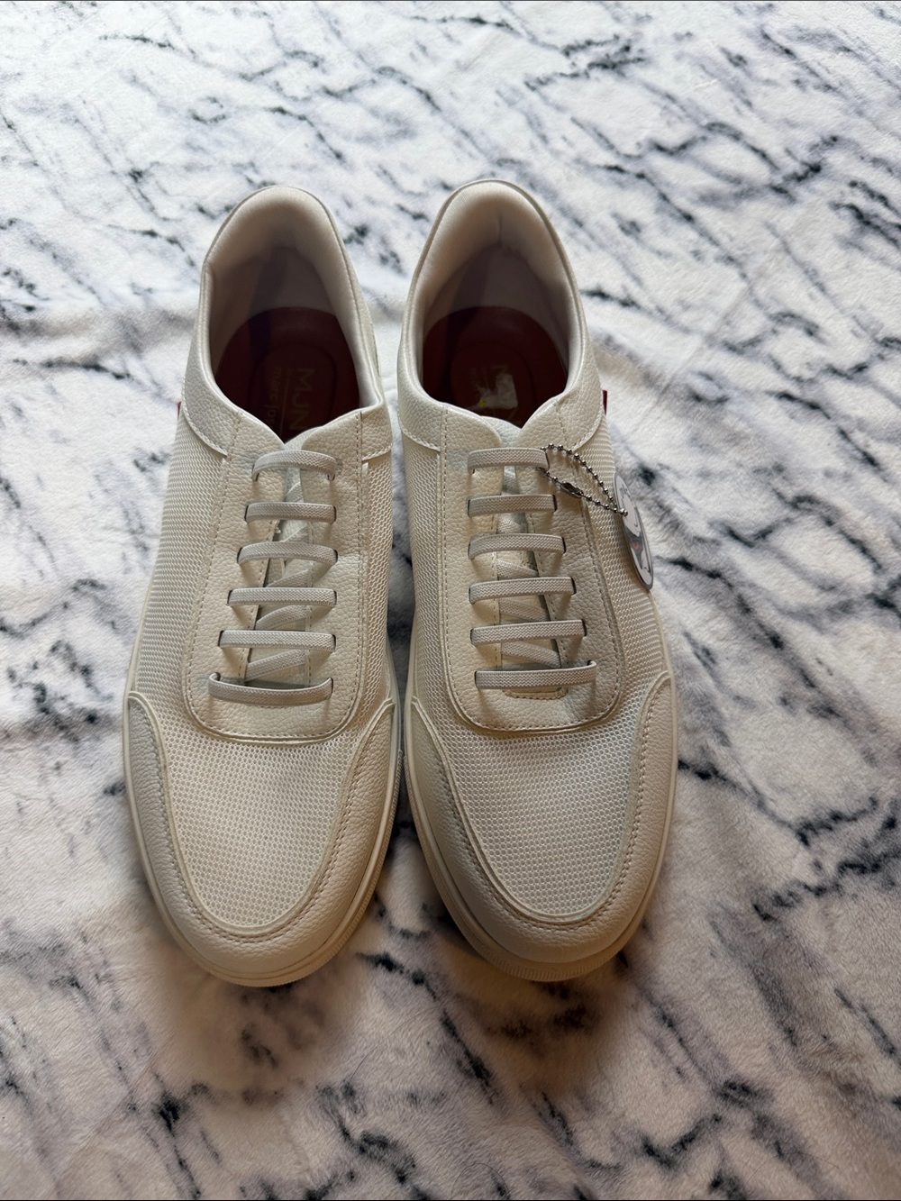 Marc Joseph Men's Casual Lace-Up Sneakers in Off-White Size 11.